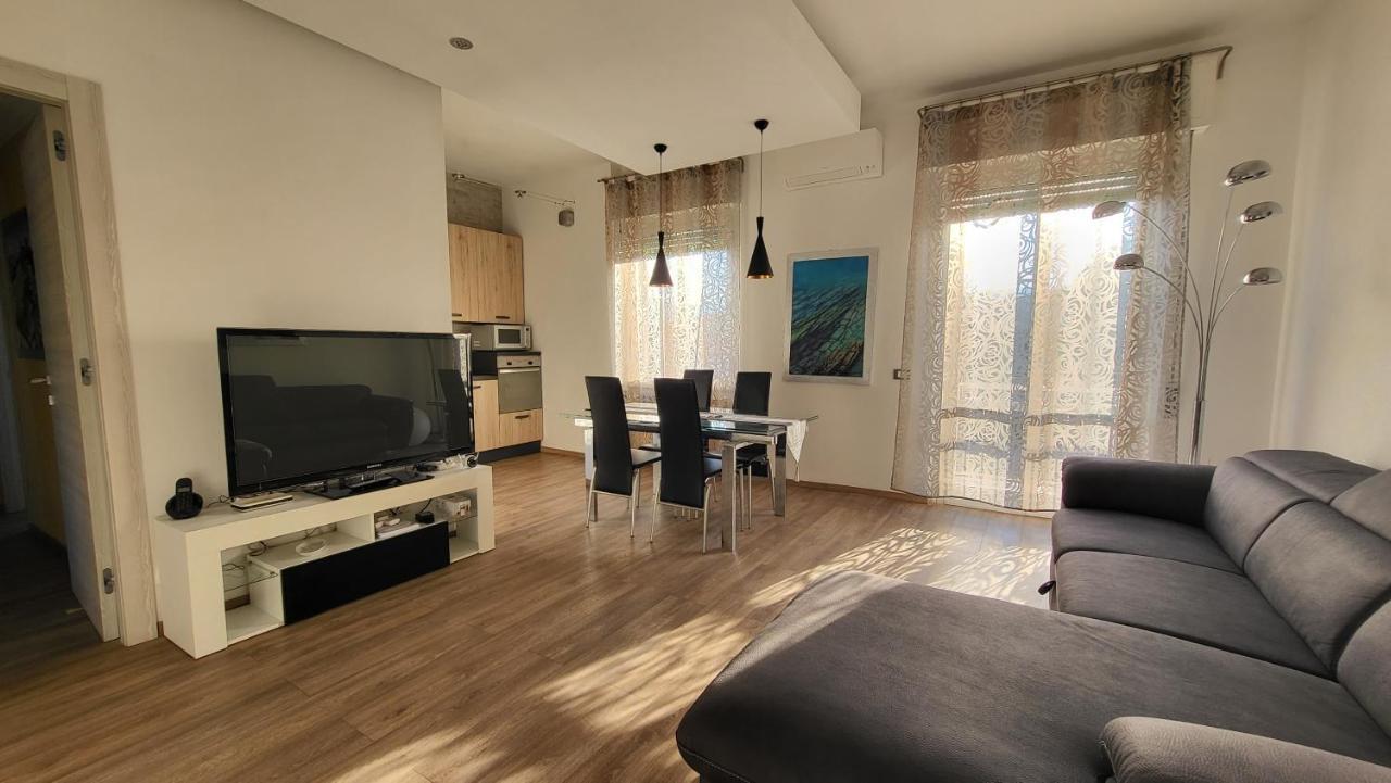 La Casa Del Buonviaggio Apartment La Spezia Bagian luar foto
