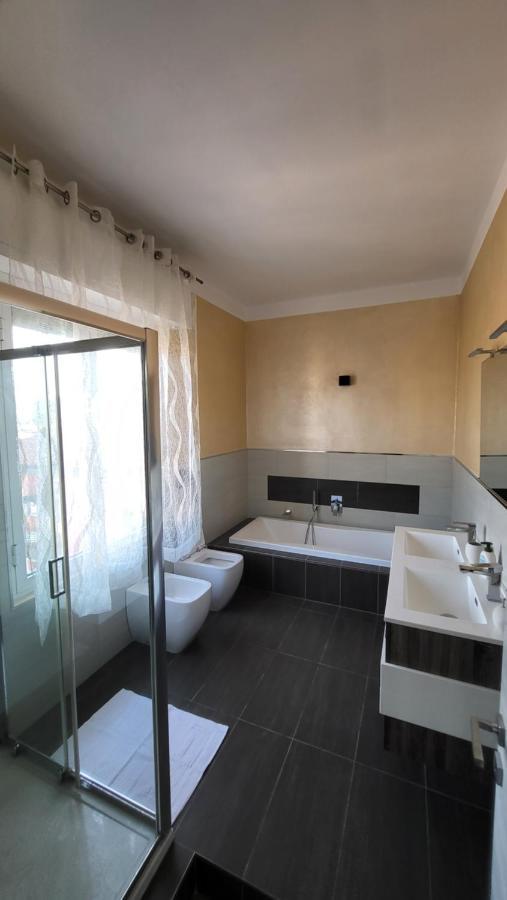 La Casa Del Buonviaggio Apartment La Spezia Bagian luar foto